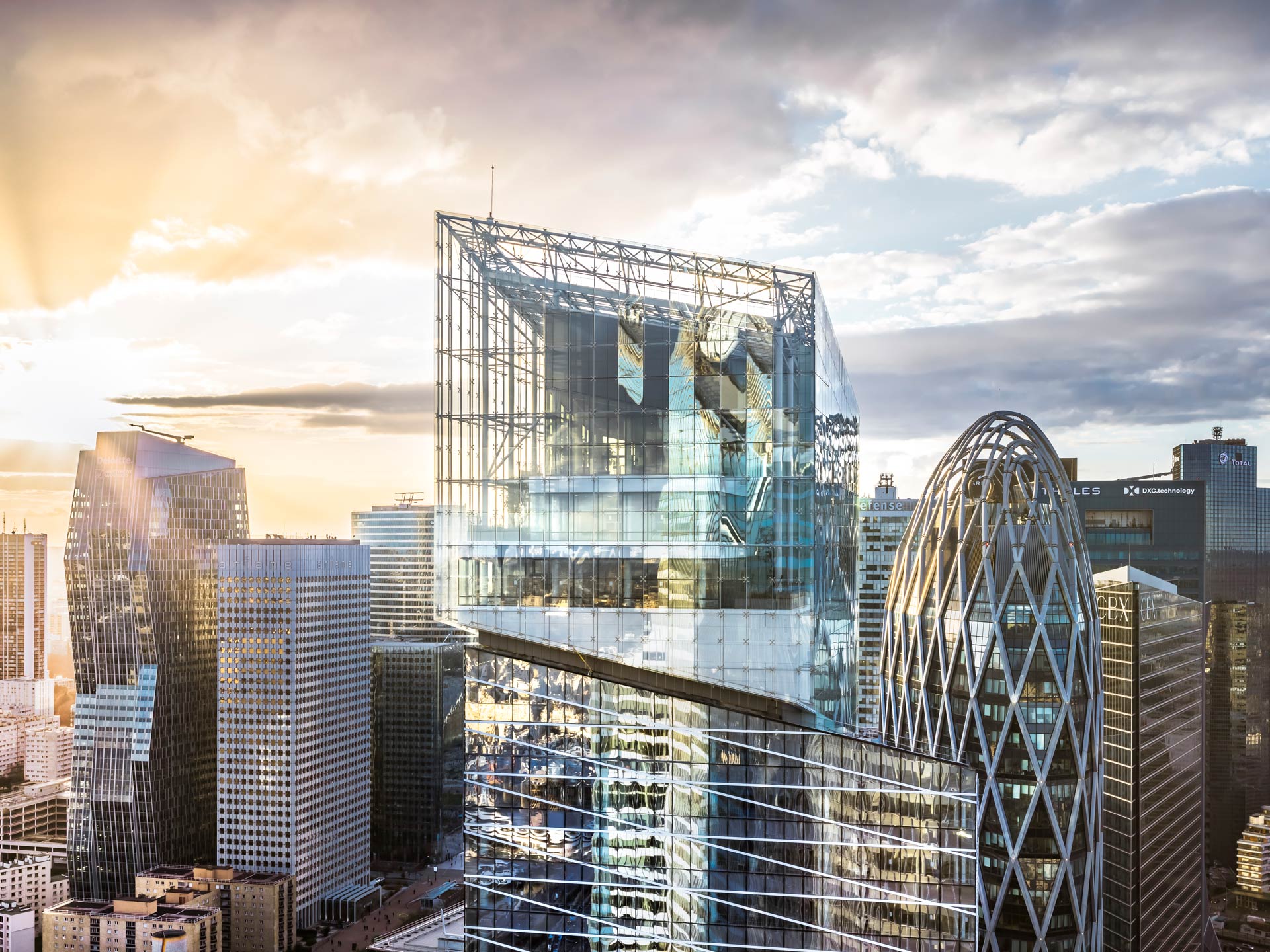 Tour M2 Saint-Gobain