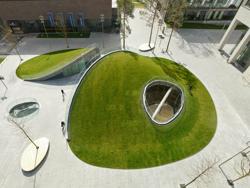 University Campus – Cafeteria